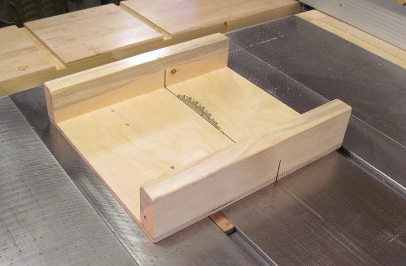 Small crosscut sled